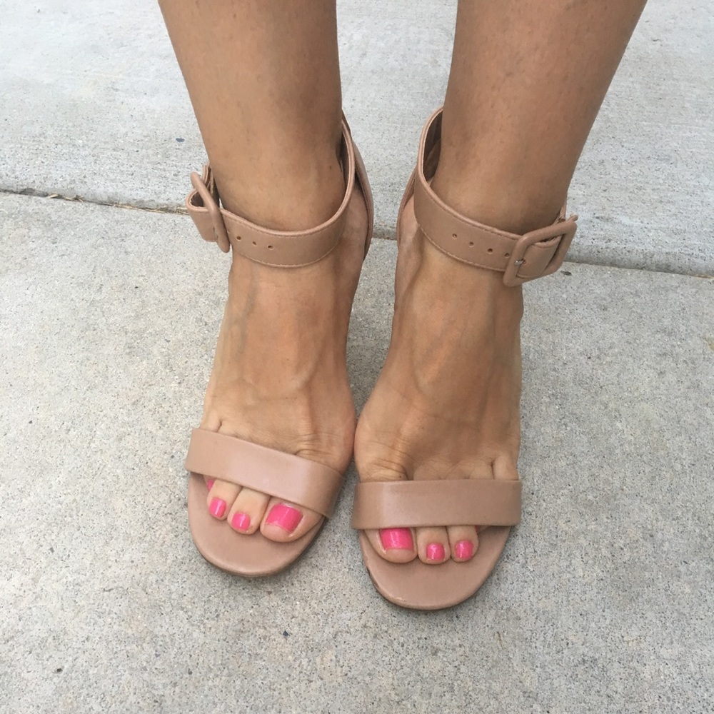 Tan heels